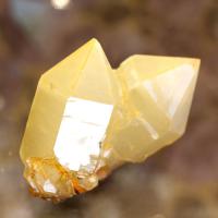 五代松鉱山　黄水晶